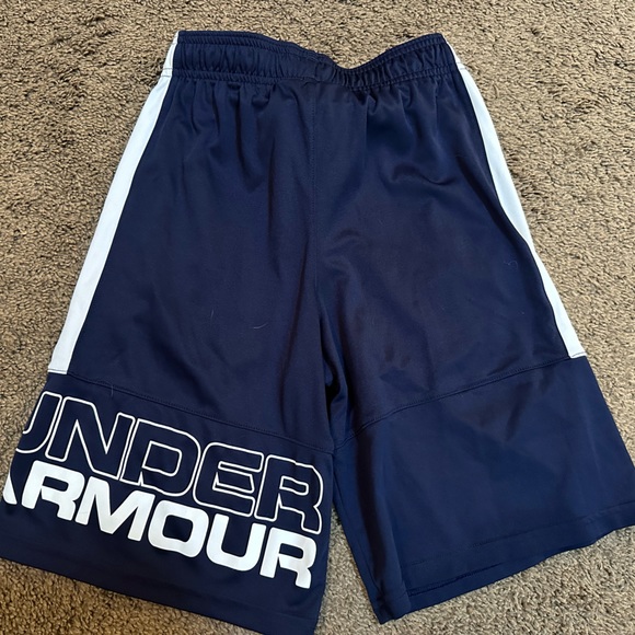 Boys Under Armour Athletic Short - Picture 5 of 5